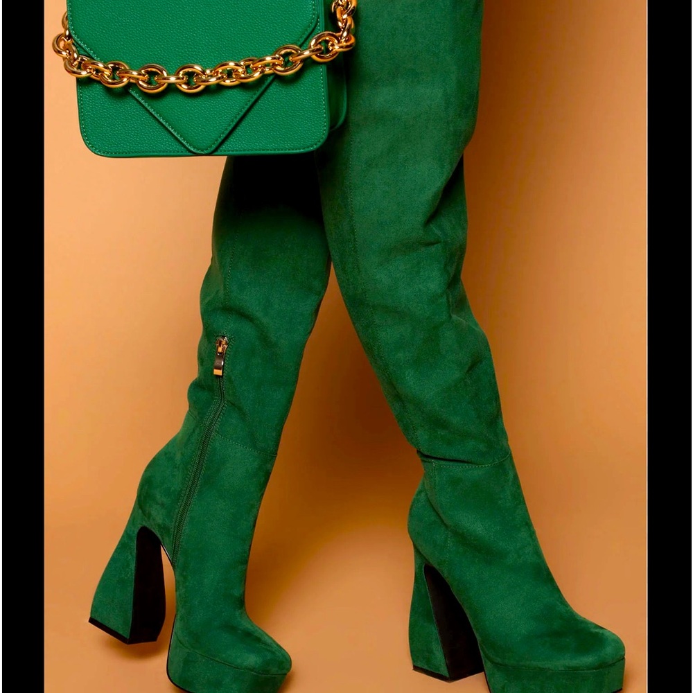 NIB Natalie over the knee boot Sz11 faux suede